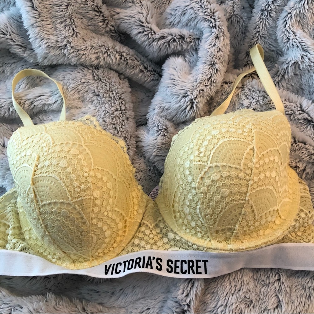 Victoria’s Secret bra worn once